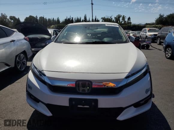 ✅ 2021 Honda Clarity Touring • VIN: JHMZC5F30MC000256 • Lot: 70048785. Listed on Copart with 53,314 mi. Free auction sales archive from the USA and detailed vehicle history report at DreamBid. Image 5.