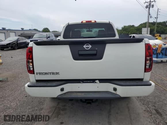 ✅ 2021 Nissan Frontier S • VIN: 1N6ED0CE1MN722763 • Lot: 68846325. Wystawiony na Copart z przebiegiem 44 497 mil. Bezpłatny archiwum sprzedaży aukcyjnych z USA i szczegółowy raport historii pojazdu na DreamBid. Zdjęcie 6.