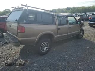 ✅ 2002 Chevrolet S-10 LS • VIN: 1GCDT13W72K134798 • Лот: 69019174. Опубликован ранее на Copart с пробегом 307 371 миль. Бесплатный доступ к архиву аукционных продаж из США и подробный отчёт об истории автомобиля на DreamBid. Изображение 3.