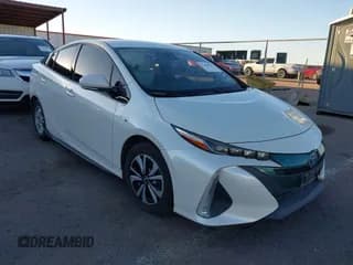 ✅ 2017 Toyota Prius Advanced • VIN: JTDKARFP0H3002937 • Lot: 43464731. Listed on IAAI with 117,832 mi. Free auction sales archive from the USA and detailed vehicle history report at DreamBid. Image 1.