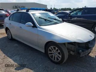 ✅ 2006 BMW 3 Series 325i • VIN: WBAVB13556PT09215 • Lot: 43216994. Listed on IAAI with 296,782 mi. Free auction sales archive from the USA and detailed vehicle history report at DreamBid. Image 1.