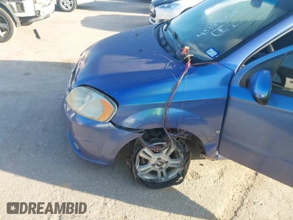 ✅ 2009 Chevrolet Aveo 2LT • VIN: KL1TG56E49B404954 • Lot: 43389051. Listed on IAAI with Not provided. Free auction sales archive from the USA and detailed vehicle history report at DreamBid. Image 6.
