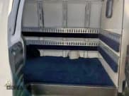 ✅ 2019 Chevrolet Express Cargo • VIN: 1GCWGAFP8K1370612 • Lot: 92347425. Wystawiony na Copart z przebiegiem 104 740 mil. Bezpłatny archiwum sprzedaży aukcyjnych z USA i szczegółowy raport historii pojazdu na DreamBid. Zdjęcie 6.