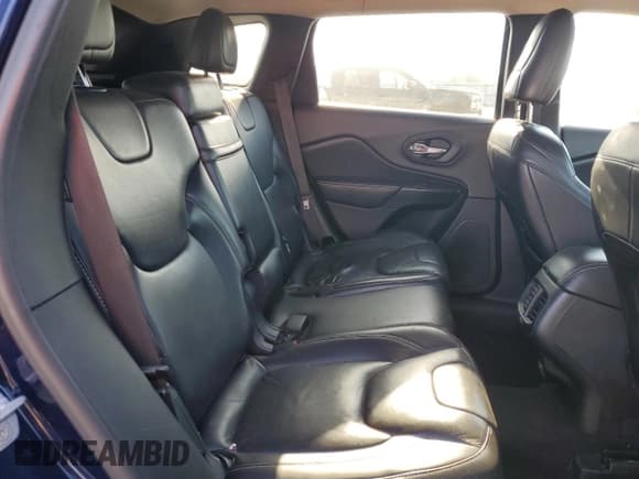 ✅ 2015 Jeep Cherokee Limited • VIN: 1C4PJMDB2FW763142 • Лот: 71401465. Опубликован ранее на Copart с пробегом 202 850 миль. Бесплатный доступ к архиву аукционных продаж из США и подробный отчёт об истории автомобиля на DreamBid. Изображение 11.