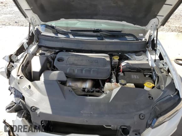 ✅ 2019 Jeep Cherokee Limited • VIN: 1C4PJLDBXKD266470 • Lot: 81928805. Wystawiony na Copart z przebiegiem 109 933 mil. Bezpłatny archiwum sprzedaży aukcyjnych z USA i szczegółowy raport historii pojazdu na DreamBid. Zdjęcie 11.