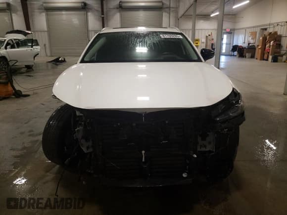 ✅ 2022 Mazda CX-30 Premium • VIN: 3MVDMBDY5NM432362 • Lot: 81769285. Listed on Copart with 13,259 mi. Free auction sales archive from the USA and detailed vehicle history report at DreamBid. Image 5.