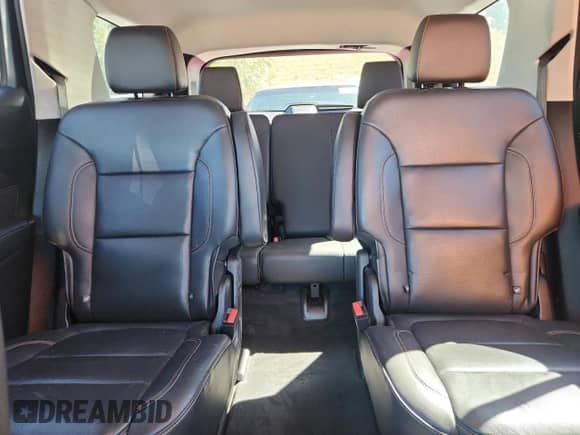 2020 Chevrolet Traverse Premier с VIN 1GNEVKKW4LJ210367, выставлен на аукционе Copart как лот 82106205 с пробегом 188 087 миль миль и Списание • Salvage title. История ставок и продаж доступна на DreamBid. Изображение 10.