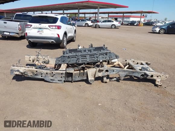 ✅ 2021 Chevrolet Silverado 2500HD LT • VIN: 1GC1YNEY5MF255433 • Лот: 42727294. Опубликован ранее на IAAI с пробегом Не указан. Бесплатный доступ к архиву аукционных продаж из США и подробный отчёт об истории автомобиля на DreamBid. Изображение 13.