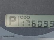 ✅ 2009 Subaru Impreza i • VIN: JF1GH60619H814838 • Lot: 43704901. Wystawiony na IAAI z przebiegiem 176 099 mil. Bezpłatny archiwum sprzedaży aukcyjnych z USA i szczegółowy raport historii pojazdu na DreamBid. Zdjęcie 13.