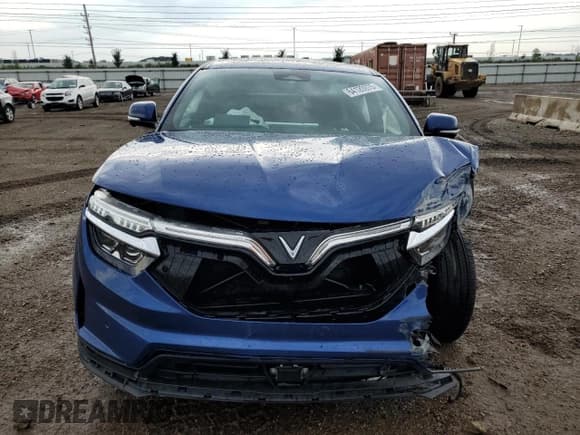 ✅ 2024 VinFast VF 8 Plus • VIN: RLLV1AFAXRH008488 • Lot: 64120975. Wystawiony na Copart z przebiegiem Nie podano. Bezpłatny archiwum sprzedaży aukcyjnych z USA i szczegółowy raport historii pojazdu na DreamBid. Zdjęcie 5.