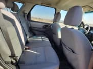 ✅ 2007 Ford Escape XLT • VIN: 1FMYU93137KA32385 • Lot: 90368985. Listed on Copart with 236,944 mi. Free auction sales archive from the USA and detailed vehicle history report at DreamBid. Image 11.