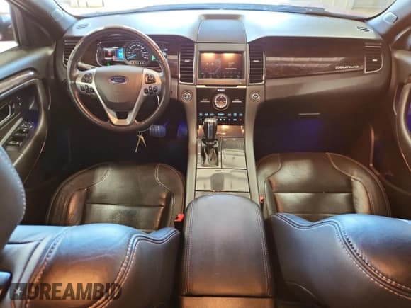 ✅ 2018 Ford Taurus Limited • VIN: 1FAHP2F89JG111216 • Lot: 86128385. Wystawiony na Copart z przebiegiem 58 389 mil. Bezpłatny archiwum sprzedaży aukcyjnych z USA i szczegółowy raport historii pojazdu na DreamBid. Zdjęcie 8.