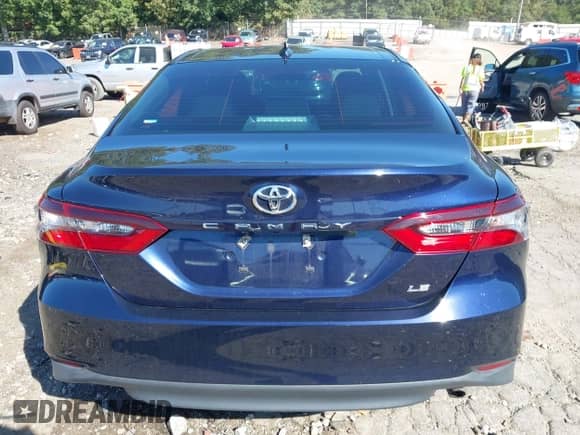 2021 Toyota Camry LE with VIN 4T1C11AK8MU461036, listed as a IAAI auction lot 43351796 with 83,856 mi miles and . Bid and sale history available at DreamBid. Image 16.