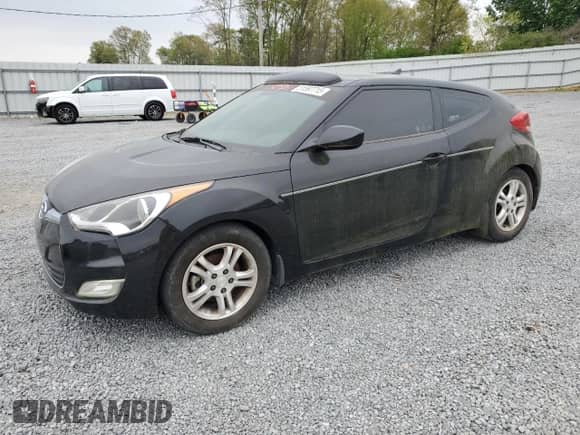 ✅ 2013 Hyundai Veloster RE:MIX • VIN: KMHTC6AD2DU155460 • Лот: 51597715. Размещён на Copart с пробегом 132 896 миль миль. Получите бесплатный доступ к архиву аукционных продаж из США и посмотрите подробный отчёт об истории автомобиля на DreamBid. Изображение 1.