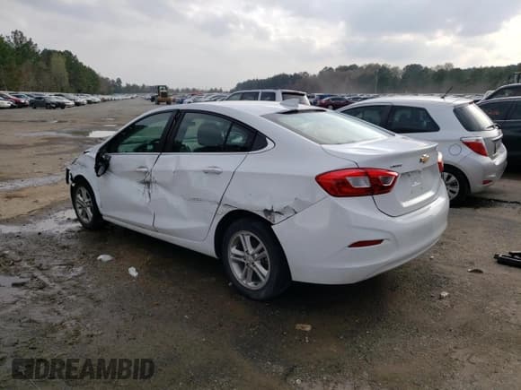 ✅ 2017 Chevrolet Cruze LT • VIN: 1G1BE5SM6H7225946 • Лот: 42672973. Опубликован ранее на Copart с пробегом 111 544 миль. Бесплатный доступ к архиву аукционных продаж из США и подробный отчёт об истории автомобиля на DreamBid. Изображение 2.