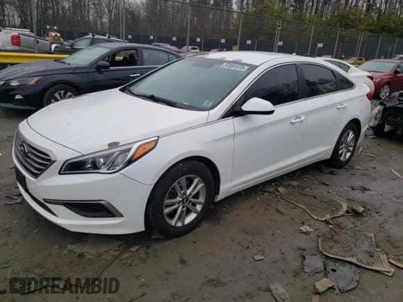 ✅ 2017 Hyundai Sonata SE • VIN: 5NPE24AF6HH532233 • Лот: 37051573. Опубликован ранее на Copart с пробегом 85 484 миль. Бесплатный доступ к архиву аукционных продаж из США и подробный отчёт об истории автомобиля на DreamBid. Изображение 1.