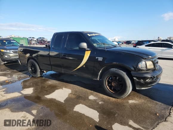 ✅ 2002 Ford F-150 XL • VIN: 1FTRX17W72KA30199 • Lot: 92919805. Wystawiony na Copart z przebiegiem Nie podano. Bezpłatny archiwum sprzedaży aukcyjnych z USA i szczegółowy raport historii pojazdu na DreamBid. Zdjęcie 4.