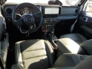 ✅ 2024 Jeep Gladiator Mojave X • VIN: 1C6JJTEGXRL105351 • Lot: 84422724. Listed on Copart with 13,998 mi. Free auction sales archive from the USA and detailed vehicle history report at DreamBid. Image 8.