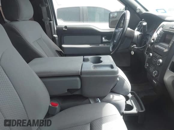 ✅ 2013 Ford F-150 XLT • VIN: 1FTFX1EF1DFC14393 • Лот: 42252594. Опубликован ранее на IAAI с пробегом 174 745 миль. Бесплатный доступ к архиву аукционных продаж из США и подробный отчёт об истории автомобиля на DreamBid. Изображение 5.