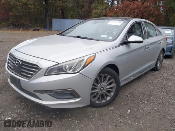 ✅ 2015 Hyundai Sonata Sport • VIN: 5NPE34AF7FH246708 • Лот: 43543036. Опубликован ранее на IAAI с пробегом 76 481 миль. Бесплатный доступ к архиву аукционных продаж из США и подробный отчёт об истории автомобиля на DreamBid. Изображение 17.