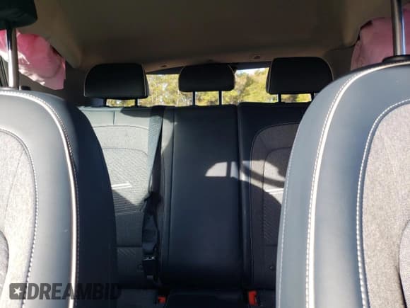 ✅ 2021 Hyundai Venue Denim • VIN: KMHRC8A37MU096211 • Lot: 42853505. Listed on Copart with 30,159 mi. Free auction sales archive from the USA and detailed vehicle history report at DreamBid. Image 10.