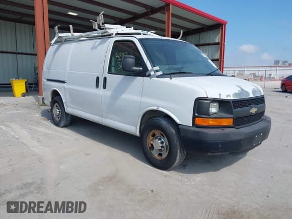 ✅ 2012 Chevrolet Express Cargo • VIN: 1GCWGFCAXC1183208 • Lot: 42873897. Wystawiony na IAAI z przebiegiem 204 582 mil. Bezpłatny archiwum sprzedaży aukcyjnych z USA i szczegółowy raport historii pojazdu na DreamBid. Zdjęcie 1.