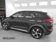 2018 Hyundai Tucson Limited z VIN KM8J33A21JU820252, wystawiony jako Copart lot #84055425 z przebiegiem 110 341 mil mil oraz Czysty tytuł • Clean title. Historia ofert i sprzedaży dostępna na DreamBid. Obrazek 2.