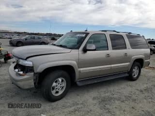 ✅ 2003 Chevrolet Suburban Z71 • VIN: 3GNFK16T03G272082 • Lot: 91403605. Listed on Copart with 322,082 mi. Free auction sales archive from the USA and detailed vehicle history report at DreamBid. Image 1.