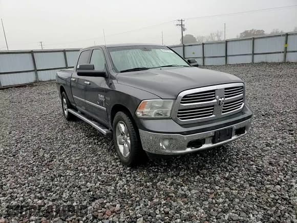 ✅ 2015 Ram 1500 Big Horn • VIN: 1C6RR7TM9FS513997 • Lot: 82459135. Wystawiony na Copart z przebiegiem 163 735 mil. Bezpłatny archiwum sprzedaży aukcyjnych z USA i szczegółowy raport historii pojazdu na DreamBid. Zdjęcie 13.