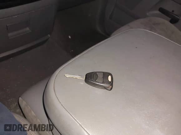 2008 Dodge 1500 SLT z VIN 1D7HA18N98S592915, wystawiony jako IAAI lot #43185591 z przebiegiem 150 584 mil mil oraz . Historia ofert i sprzedaży dostępna na DreamBid. Obrazek 11.