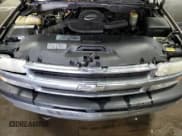 ✅ 2002 Chevrolet Suburban LT • VIN: 3GNFK16Z42G145001 • Лот: 49654855. Опубликован ранее на Copart с пробегом 259 802 миль. Бесплатный доступ к архиву аукционных продаж из США и подробный отчёт об истории автомобиля на DreamBid. Изображение 11.