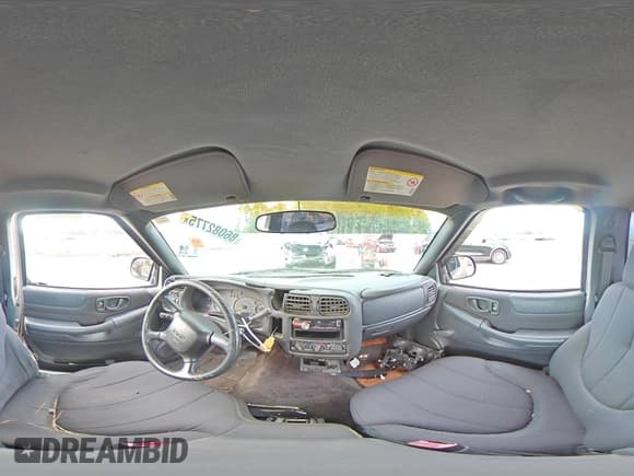 ✅ 2003 GMC Sonoma SLS • VIN: 1GTCS14HX38170403 • Lot: 86082775. Wystawiony na Copart z przebiegiem 227 571 mil. Bezpłatny archiwum sprzedaży aukcyjnych z USA i szczegółowy raport historii pojazdu na DreamBid. Zdjęcie 14.