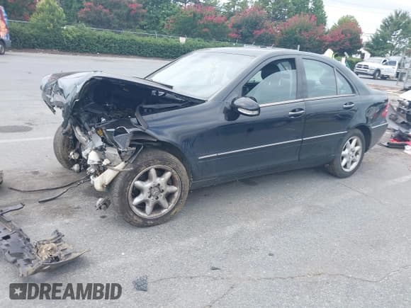 ✅ 2002 Mercedes-Benz C 230/260/280/320 • VIN: WDBRF64J72E009116 • Lot: 43029859. Wystawiony na IAAI z przebiegiem Nie podano. Bezpłatny archiwum sprzedaży aukcyjnych z USA i szczegółowy raport historii pojazdu na DreamBid. Zdjęcie 2.