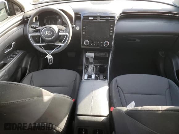 ✅ 2022 Hyundai Tucson SEL • VIN: 5NMJBCAE3NH086194 • Lot: 47001744. Wystawiony na Copart z przebiegiem 23 853 mil. Bezpłatny archiwum sprzedaży aukcyjnych z USA i szczegółowy raport historii pojazdu na DreamBid. Zdjęcie 8.