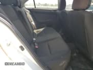 ✅ 2012 Mitsubishi Lancer SE • VIN: JA32V2FW3CU018277 • Lot: 70946065. Wystawiony na Copart z przebiegiem 125 884 mil. Bezpłatny archiwum sprzedaży aukcyjnych z USA i szczegółowy raport historii pojazdu na DreamBid. Zdjęcie 11.