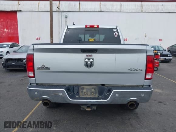 ✅ 2018 Ram 1500 Lone Star • VIN: 1C6RR7LM7JS339355 • Лот: 43402037. Опубликован ранее на IAAI с пробегом 112 324 миль. Бесплатный доступ к архиву аукционных продаж из США и подробный отчёт об истории автомобиля на DreamBid. Изображение 16.