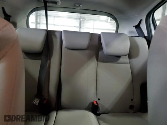 ✅ 2022 Honda HR-V LX • VIN: 3CZRU6H34NM762047 • Lot: 84642355. Wystawiony na Copart z przebiegiem 8 668 mil. Bezpłatny archiwum sprzedaży aukcyjnych z USA i szczegółowy raport historii pojazdu na DreamBid. Zdjęcie 10.