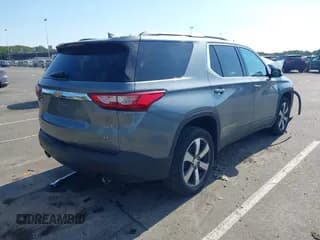 ✅ 2021 Chevrolet Traverse LT • VIN: 1GNEVHKW0MJ150947 • Lot: 43146060. Wystawiony na IAAI z przebiegiem 87 182 mil. Bezpłatny archiwum sprzedaży aukcyjnych z USA i szczegółowy raport historii pojazdu na DreamBid. Zdjęcie 4.