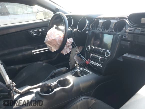 ✅ 2016 Ford Mustang GT Premium • VIN: 1FA6P8CF7G5208772 • Lot: 43388775. Listed on IAAI with 79,514 mi. Free auction sales archive from the USA and detailed vehicle history report at DreamBid. Image 5.