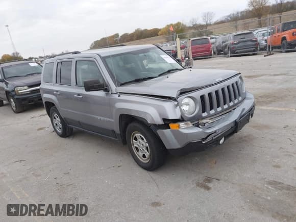 ✅ 2017 Jeep Patriot Sport • VIN: 1C4NJPBA3HD116444 • Lot: 43618076. Listed on IAAI with 127,215 mi. Free auction sales archive from the USA and detailed vehicle history report at DreamBid. Image 1.