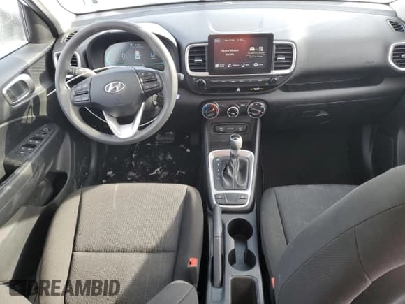 ✅ 2025 Hyundai Venue SE • VIN: KMHRB8A3XSU359503 • Lot: 44236325. Listed on Copart with 2,188 mi. Free auction sales archive from the USA and detailed vehicle history report at DreamBid. Image 8.