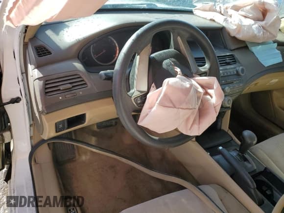 ✅ 2009 Honda Accord LX-P • VIN: 1HGCP26469A093291 • Lot: 92100635. Listed on Copart with Not provided. Free auction sales archive from the USA and detailed vehicle history report at DreamBid. Image 8.