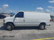 ✅ 2000 Ford Econoline Cargo • VIN: 1FTNE2422YHB89648 • Lot: 42922131. Wystawiony na IAAI z przebiegiem 245 651 mil. Bezpłatny archiwum sprzedaży aukcyjnych z USA i szczegółowy raport historii pojazdu na DreamBid. Zdjęcie 14.