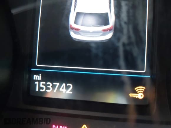 ✅ 2018 Volkswagen Tiguan SEL • VIN: 3VV3B7AX4JM027472 • Lot: 42398665. Listed on IAAI with 153,742 mi. Free auction sales archive from the USA and detailed vehicle history report at DreamBid. Image 15.