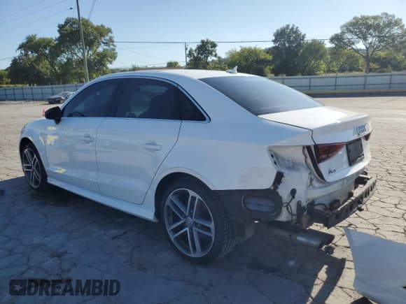 ✅ 2018 Audi A3 Premium Plus • VIN: WAUGUGFF4J1003404 • Лот: 69975335. Опубликован ранее на Copart с пробегом 87 048 миль. Бесплатный доступ к архиву аукционных продаж из США и подробный отчёт об истории автомобиля на DreamBid. Изображение 2.