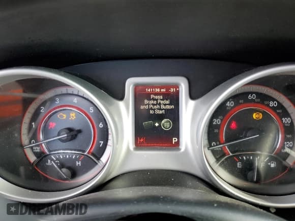 ✅ 2017 Dodge Journey SXT • VIN: 3C4PDDBG5HT592899 • Лот: 89541635. Опубликован ранее на Copart с пробегом 141 136 миль. Бесплатный доступ к архиву аукционных продаж из США и подробный отчёт об истории автомобиля на DreamBid. Изображение 9.