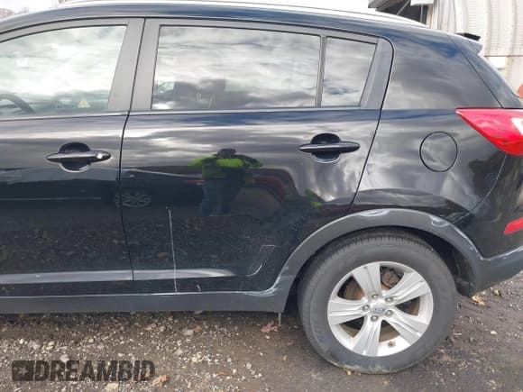 ✅ 2012 Kia Sportage LX • VIN: KNDPB3A2XC7215438 • Lot: 43578860. Listed on IAAI with 116,723 mi. Free auction sales archive from the USA and detailed vehicle history report at DreamBid. Image 14.