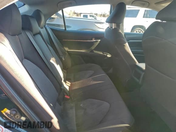 ✅ 2019 Toyota Camry SE • VIN: 4T1B11HK6KU693813 • Лот: 95323075. Опубликован ранее на Copart с пробегом 156 380 миль. Бесплатный доступ к архиву аукционных продаж из США и подробный отчёт об истории автомобиля на DreamBid. Изображение 10.