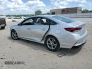 ✅ 2018 Hyundai Sonata Limited • VIN: 5NPE34AF8JH619943 • Лот: 62779035. Опубликован ранее на Copart с пробегом 109 124 миль. Бесплатный доступ к архиву аукционных продаж из США и подробный отчёт об истории автомобиля на DreamBid. Изображение 2.
