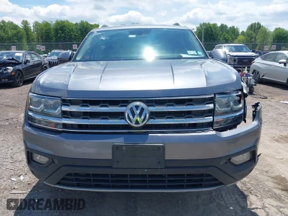 ✅ 2018 Volkswagen Atlas SE • VIN: 1V2CP2CA2JC593755 • Lot: 42381332. Listed on IAAI with 62,664 mi. Free auction sales archive from the USA and detailed vehicle history report at DreamBid. Image 12.